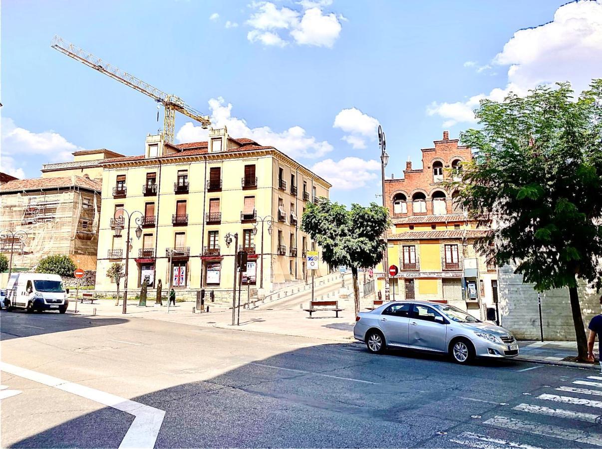 Housing Leon Marigold Διαμέρισμα Εξωτερικό φωτογραφία